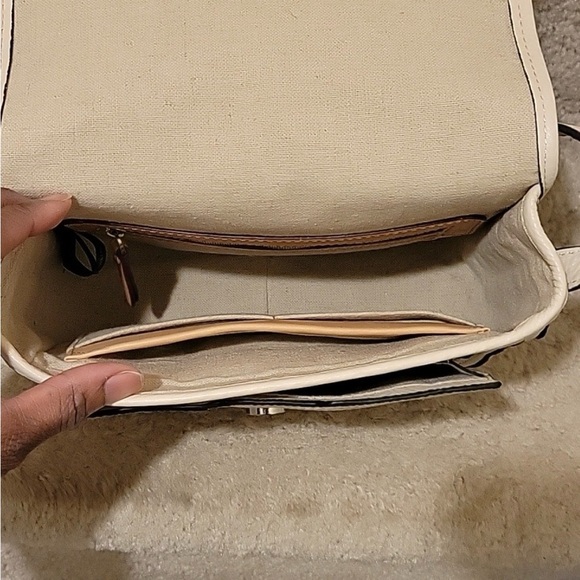 Aigner Leather Crossbody Bag with Buckle - Picture 5 of 6